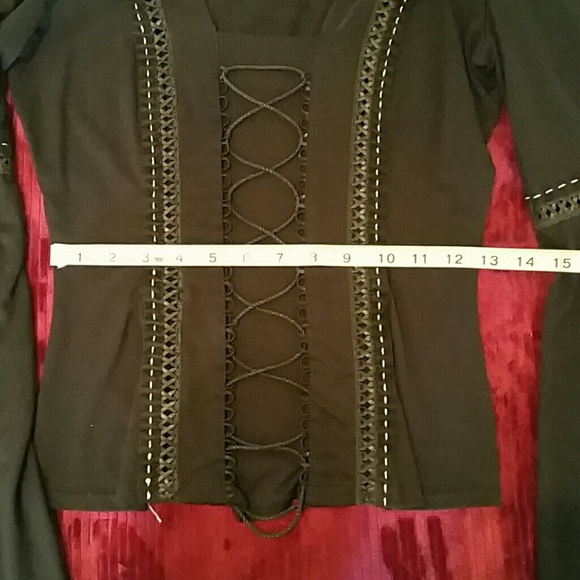 Ladies top size large - Picture 5 of 5